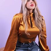 Mi proyecto del curso: Fotografía de estudio: la Iluminación como recurso creativo. Un progetto di Fotografia, Postproduzione fotografica, Fotografia di moda, Fotografia di ritratto, Illuminazione fotografica, Fotografia in studio e Fotografia di interni di Vickie Flores - 10.05.2022