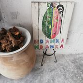 Mi proyecto del curso: Decoración de muebles con pintura acrílica. DIY, Woodworking, Decorative Painting, Furniture Restoration, Upc, and cling project by Gaia Renace - 05.12.2022