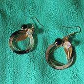 Mi proyecto del curso: Joyería con resina. Un progetto di Design di accessori, Artigianato, Design di gioielli e DIY di Gretta Cervantes - 11.05.2022