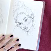 Meu projeto do curso: Caderno de retratos: explore o rosto humano. Esboçado, Desenho, Desenho de retrato, Desenho artístico, e Sketchbook projeto de Isabelle Ricci - 16.05.2022