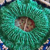 Mi proyecto del curso: Diseño y tejido de punto con la técnica jacquard. Accessor, Design, Fiber Arts, Knitting, and Textile Design project by Josefina Delacre - 05.17.2022