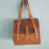 Mi proyecto del curso: Creación de bolsos de cuero artesanales para principiantes. Design, Accessor, Design, Arts, Crafts, and Sewing project by apa03 - 05.18.2022