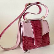 My project for course: Professional Leather Handbag Design. Design, Accessor, Design, Fashion Design, and Sewing project by fbahar55 - 05.19.2022