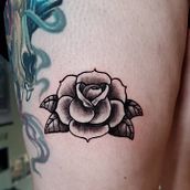 First Self Tattoo Ein Projekt aus dem Bereich Tattoodesign von Katie - 19.05.2022