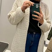 Mi proyecto del curso:  Top-down: prendas a crochet de una sola pieza . Design vestimentar, Arte din fibre, DIY, Croșetat și Design textil de Daiana Britez - 05.23.2021