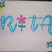 Mi proyecto del curso: Técnicas básicas para bordar letras. Embroider, and Textile Design project by Cynthia Bertola - 05.16.2022