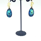 Aretes Personalizados Gota Cristal. Un progetto di  di Diego Santana - 25.05.2022