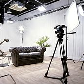 Plató Webcast. Un progetto di Cinema, video e TV, Video, TV, Produzione audiovisiva e Produzione audiovisiva di AVisual STUDIOS - 27.05.2022