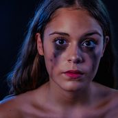 Mi proyecto del curso: Retrato fotográfico intimista. Photograph, Portrait Photograph, Photographic Lighting, Fine-Art Photograph & Interior Photograph project by Gabriel Leonetti - 05.29.2022