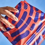 Awesome Woman. Br, ing, Identit, Design, Packaging, T, pograph, Traditional illustration, Graphic Design, and Art Direction project by beetroot - 12.29.2020