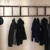 Garderobe aus einer alten Leiter. Furniture Design, and Making project by saskianiklas - 05.30.2022