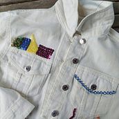 Il mio progetto del corso: Ricamo di moda: decorazione con perline. Un projet de St, lisme, Broderie, DIY, Upc, cling , et Design textile de flaviavistoso - 08.06.2022