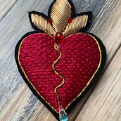 Meu projeto do curso: Introdução ao bordado em ouro. Projekt z dziedziny Trad, c, jna ilustracja i  Haft użytkownika Carina Lopes Soares - 13.06.2022