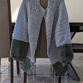 Crochet Top-down. Fashion Design, Fiber Arts, DIY, Crochet, and Textile Design project by Marlene Estefanía Aranda Morales - 02.08.2022