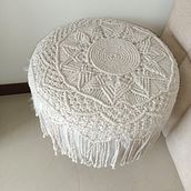 Mi proyecto del curso: Técnicas de macramé circular. Artesanato, Decoração de interiores, Tecido, Macramê, e Design têxtil projeto de Paola Andrea Gutiérrez Isaza - 15.06.2022
