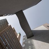 Auf der Suche nach Schatten und neuen Blickwinkeln Ein Projekt aus dem Bereich Fotografie, Architektur, Digitalfotografie, Außenfotografie, Architektonische Fotografie und Fotografische Komposition von Yvonne - 19.06.2022