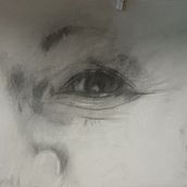 Mijn project van de cursus: Artistiek portretteren met houtskool: sferen creëren. Traditional illustration, Fine Arts, Drawing, Portrait Drawing, Realistic Drawing, and Artistic Drawing project by helena van roosmalen Van Roosmalen - 06.20.2022