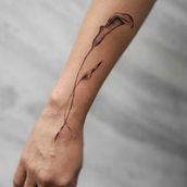 Meu projeto do curso: Tatuagem botânica com pontilhismo. Un proyecto de Ilustración tradicional, Diseño de tatuajes e Ilustración botánica de Débora Cristina - 24.06.2022