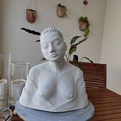 Mi proyecto del curso: Introducción a la escultura figurativa con arcilla. Un progetto di Belle arti e Scultura di Confit Petit - 25.06.2022