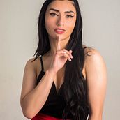 Mi proyecto del curso: Retoque fotográfico de moda y belleza con Photoshop @ml_studio98. Photograph, Photo Retouching, Fashion Photograph, Portrait Photograph, and Digital Photograph project by Maria Laura Valera Varela - 06.27.2022