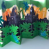 Mein Kursprojekt: Illustration mit Papierschnitt: Gestalte umwerfende Bücher. Een project van Traditionele illustratie, Redactioneel ontwerp, Papercraft, Stor, telling, Boekbinding, Kinderillustratie, DIY y Verhaallijn van ab_medien - 27.06.2022