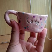 Mis primeras piezas hechas con estas manitos. Un projet de Création d'accessoires, Artisanat, Beaux Arts , et Céramique de Marelys Escobar - 28.06.2022