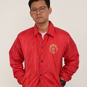 Tips for Using a Contemporary Youth Fashion Coach Jacket. Screen Printing, Embroider, Sewing, and Textile Printing project by konveksi bandung - 06.28.2022