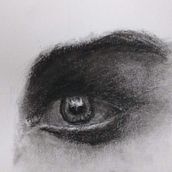 Mon projet du cours : Portrait artistique au fusain : créez des ambiances. Traditional illustration, Fine Arts, Drawing, Portrait Drawing, Realistic Drawing, and Artistic Drawing project by laurence denard - 06.29.2022
