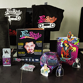 Merchandising Temático: Freestyle. Un progetto di Design editoriale, Gestione progetti di design e Design di Manuel Ríos Caballero - 03.06.2022