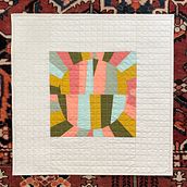 Improv Stripes & Circles Mini Quilt Study . Un proyecto de Artesanía de Broadcloth Studio - 05.10.2021