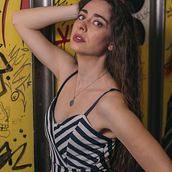 My proyect: Luces y colores. Portrait Photograph, Photo Retouching, Photographic Lighting, Fashion Photograph, Outdoor Photograph, Lifest, and le Photograph project by Josemi Redondo - 06.01.2022
