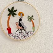 Mi proyecto del curso: Bordado en fotografías sobre tela. Photograph, Collage, Paper Craft, Printing, Embroider, DIY, and Textile Design project by Oana Hangiu - 07.12.2022