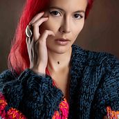 Mi proyecto del curso: Fotografía de retrato moderna . Un progetto di Fotografia, Fotografia di ritratto, Illuminazione fotografica, Fotografia in studio, Fotografia digitale e Fotografia artistica di John Vargas - 13.07.2022