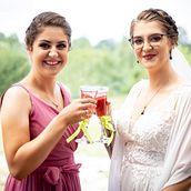 Mój projekt z kursu: Fotografia ślubna: sesja młodej pary . Projekt z dziedziny Fotografia, Fotografia portretowa, Fotografia dokumentalna,  Kompoz i cja w fotografii użytkownika Marta Kordulasińska - 11.07.2022