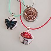 My project for course: Miniature Needlework: Make Embroidered Jewelry . % Nina Gotua tarafından hazırlanan Mücevher Tasarımı, Nakış, Ve Tekstil Tasarımı projesi - 07.16.2022