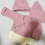 Mi proyecto del curso: Tejido de punto para prendas infantiles. Fashion Design, Fiber Arts, DIY, Knitting, and Textile Design project by Paola Gordillo - 07.22.2022
