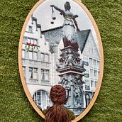 Für eine Freundin, die Jura studiert gestickt. Photograph, Collage, Paper Craft, Printing, Embroider, DIY, and Textile Design project by seitzschmidt - 07.27.2022
