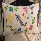 My project for course: Contemporary Embroidery With Traditional Mexican Needlework- My first embroidery project!  . Arts, Crafts, Embroider, Fiber Arts, and Textile Design project by Liz Dean - 05.08.2022