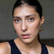 Mi proyecto del curso: Fotografía de retrato moderna . Photograph, Portrait Photograph, Photographic Lighting, Studio Photograph, Digital Photograph, and Fine-Art Photograph project by Pablo Emanuel Cabrera - 07.31.2022