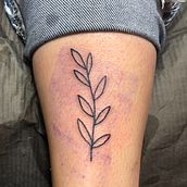 Mi proyecto de curso: Tatuajes para principiantes. Tattoo Design project by Agostina Calligo - 07.10.2022