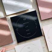 Luminous~. Un proyecto de Diseño de papelería				, Estampación y Diseño de Natalia Otalora - 02.08.2022