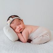 Mi proyecto del curso: Introducción a la fotografía newborn Fabiola Sepulveda . Photograph, Portrait Photograph, Studio Photograph, Lifest, le Photograph & Interior Photograph project by Fabiola Sepulveda - 07.30.2022