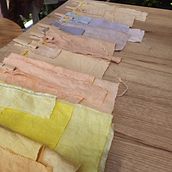 Mi proyecto del curso: Teñido textil con pigmentos naturales. Arts, Crafts, Fashion Design, DIY, Textile D, eing, and Textile Design project by Ale Londoño Correa - 08.04.2022