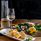 Mein Kursprojekt: Dark and Moody Food-Fotografie. Un proyecto de Fotografía gastronómica, Fotografía para Instagram, Food St y ling				 de Thomas Gutschi - 06.08.2022