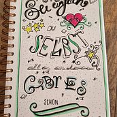 Mein Kursprojekt: Kreative Doodles und Handlettering für Anfänger. Traditional illustration, Lettering, Drawing, H, and Lettering project by Carmen Beck - 08.07.2022