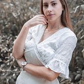 Sola en las afueras. Portrait Photograph, Outdoor Photograph, Fine-Art Photograph & Instagram Photograph project by Josemi Redondo - 08.13.2022