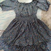 My project for course: Dressmaking: Draft and Sew a Shirred Dress. Een project van Craft,  Modeontwerp, Naaiwerk, DIY y Patroonontwerp en kleermakerij van Tenny Oon - 13.08.2022