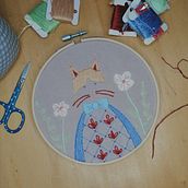 Mon projet du cours : Illustrations brodées : de l'aquarelle au fil à coudre. Accessor, Design, Costume Design, Arts, Crafts, Embroider, Fiber Arts, Color Theor, and Textile Design project by M Algrain - 08.17.2022
