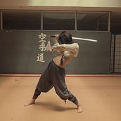 Jade Zafra - Kung fu y danza. Un progetto di Cinema, video e TV, Produzione audiovisiva, Postproduzione audiovisiva, Video editing, Produzione audiovisiva e Video di Claudia Herrán Barba - 30.05.2022