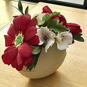 My project for course: Paper Flower Craft Techniques. Paper Craft, Decoration, and DIY project by Janet Whitmore - 08.23.2022